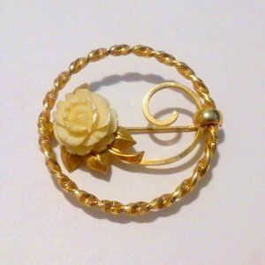 Vintage 12 kt Gold Filled Carved Floral Circle Brooch